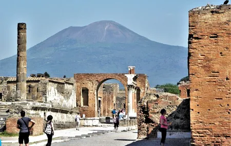POMPEI & VESUVIUS TOUR from NAPLES (tickets and Hotel Pick-up INCLUDED)