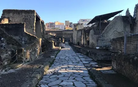 Herculaneum - Small Group Tour