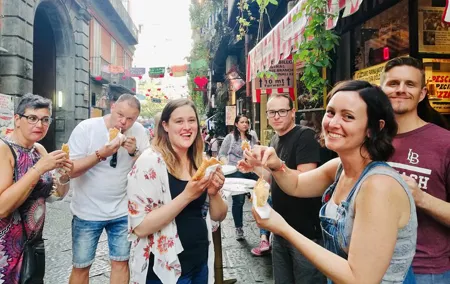 Tasty Naples Street Food Tour of MustEat Gourmet Specialties and MustSee Sites