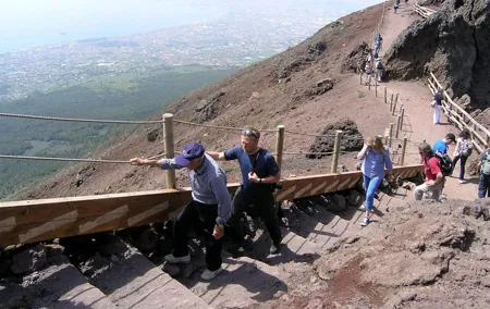 Half-Day Trip to Mt. Vesuvius from Naples