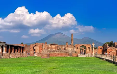 Herculaneum, Vesuvius and Pompeii Full Day Tour from Naples