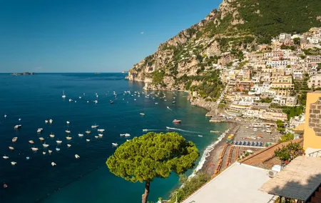Full-Day Boat Tour in Sorrento and Amalfi Coast from Naples