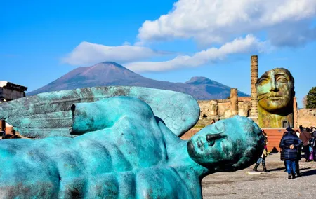 Pompeii and Mount Vesuvius Day Trip from Naples with Lunch