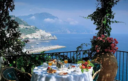 Private Amalfi Coast By Car And By Boat Day Trip