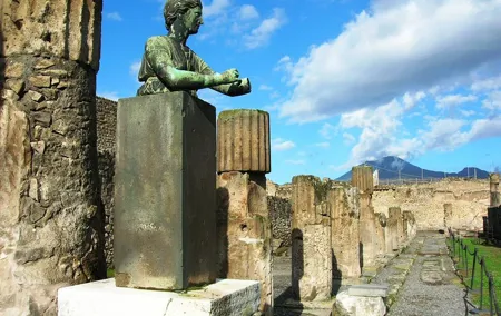 Explore Pompeii & Amalfi in One Day from Naples with Free Time