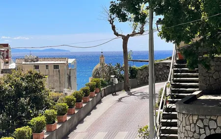 Unique experience: Positano, Sorrento and Pompeii in a Day