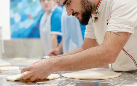 Private Pizza Making Class in Naples with Appetizers and Drink