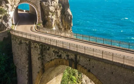 From Naples: Deluxe Private Tour of the Amalfi Coast