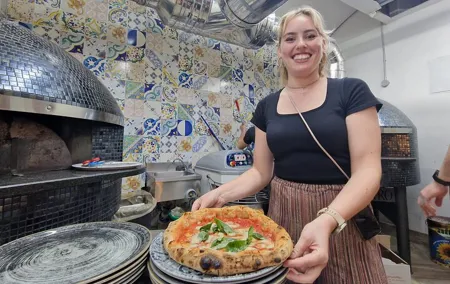 2-Hour Authentic Italian Pizza Making Class in Naples