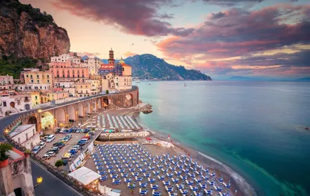 Private transfer from Naples to Amalfi, 2h of sightseeing stop
