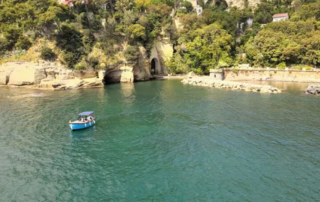 Argo Nautical Excursions - Tour of the Gulf of Naples with Snorkeling