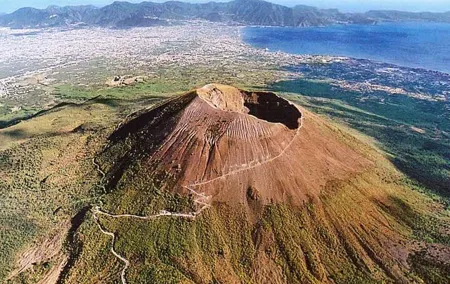 Private Half-Day Sightseeing Tour of Vesuvius National Park