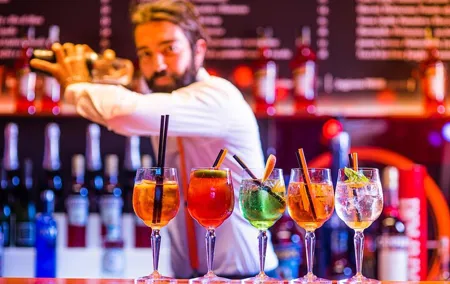 5 Spritz and Food Tastings and at Authentic Neapolitan Bar