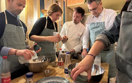 Authentic Margherita Pizza Making Class in Naples