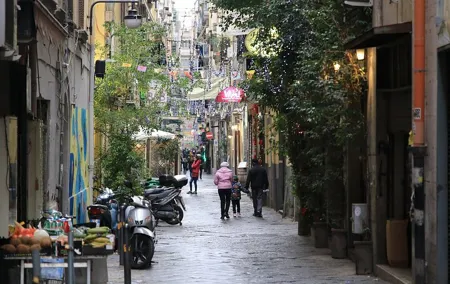 Naples Pizza Origins Exploration Game and Foodie Tour