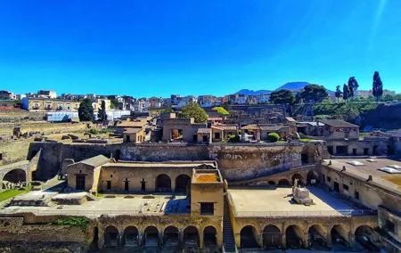 Skip the line Herculaneum Guided Tour from Sorrento or Naples