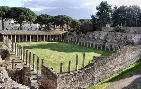 Day Trip to Capri, Blue Grotto, Sorrento & Pompeii Entry Tickets