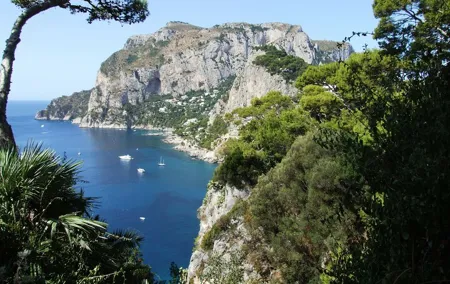 Full-Day Tour of the Amalfi Coast and Pompeii from Naples
