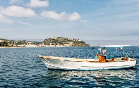 Private tour of the island of Ischia with Gozzo Aprea 35ft