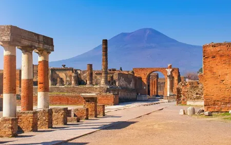 Private Tour to Pompeii, Sorrento and Positano Full-Day