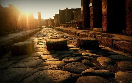 Pompeii private small group tour - 4 hours including transfers