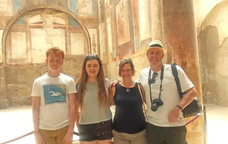 Skip the Line Ancient Herculaneum Walking Tour with Top Rated Guide