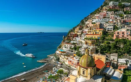 Transfer to Positano with a 2-hour stop in Pompeii