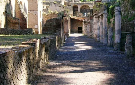 Herculaneum Archaeological Private Tour