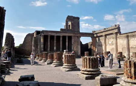 Pompeii and Herculaneum Ruins Private Tour