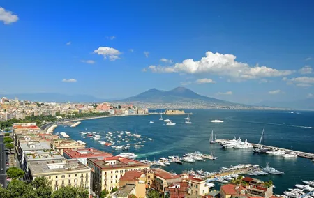 Incredible Naples: Private Walking Tour with Expert Local Guide