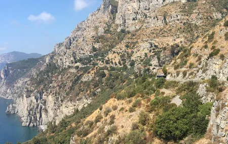 Transfer from Naples to Sorrento with 2hrs stop at Herculaneum or Vice Versa