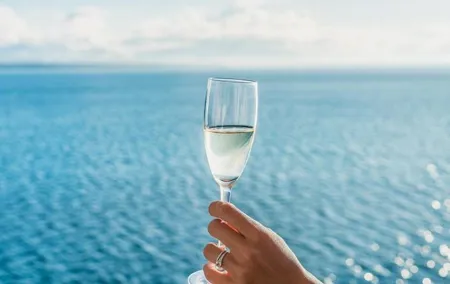 Secret Gem Tour of the Amalfi Coast by car + boat