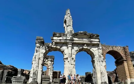 Capua: Spartacus Arena Amphitheater with your Archaeologist