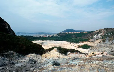 Private Tour from Naples to Phlegrean Fields, Pozzuoli, and Cuma