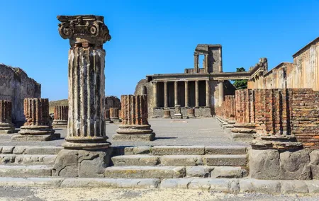Kid-Friendly Private Tour of Pompeii with Hotel Pickup