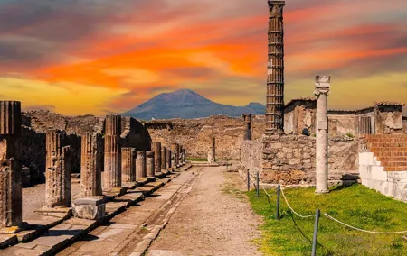 Private Tour of Pompeii, Sorrento and Positano