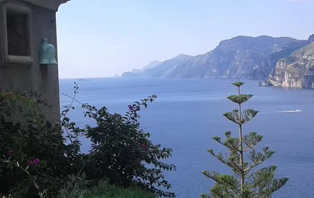 Minivan Tour | Positano Sorrento and Pompeii whit local driver