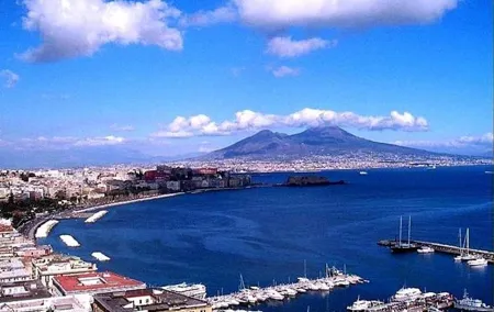 Private Tour: Naples Full Day Experience 6 Hrs