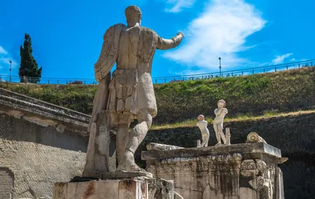 Walking Tour of Herculaneum with Local Guide
