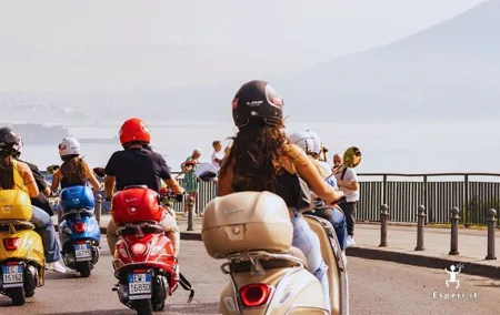 Naples Scenic Vespa Tour with Tastings