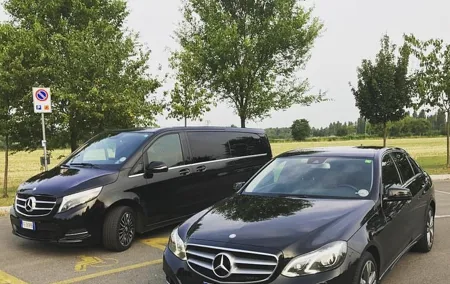 From Naples: private and deluxe transfer to Praiano