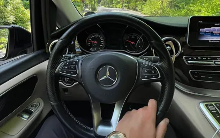 Private Luxury Arrival Transfer from Napoli to Positano