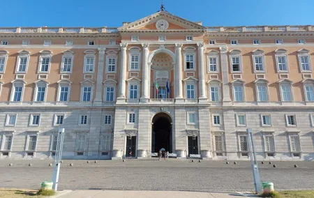 Private Transfer from Naples to Caserta