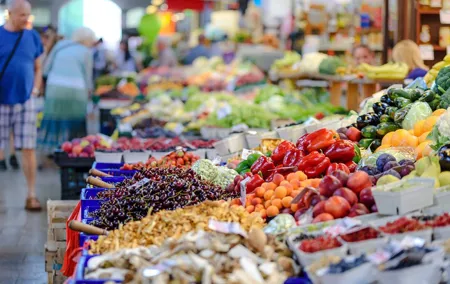 Naples Walking Tour and Street Food Market