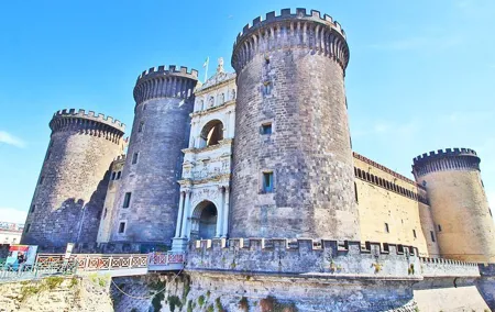 Guided Tour of Naples Must-See Sites with Old City Plebiscito Square & Castle