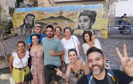 Spanish Quarters, to discover folklore, artisans and local life