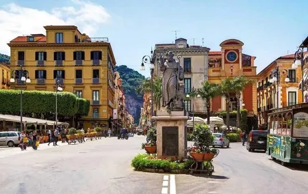 Sorrento and Amalfi cost group tour from Naples