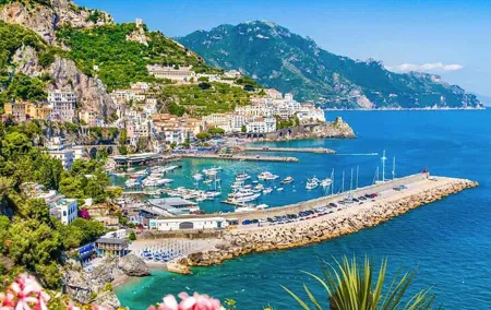 From Naples: Full day Tour of Positano, Amalfi and Ravello