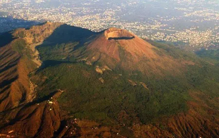 Half day visit on mount vesuvius from Naples (4 hours)