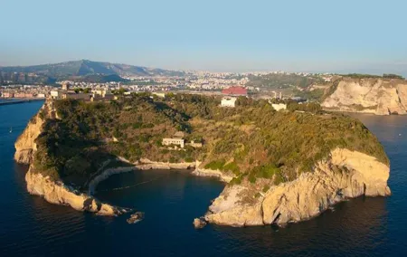 Pompeii Tour and Baia Snorkeling Underwater Private Tour